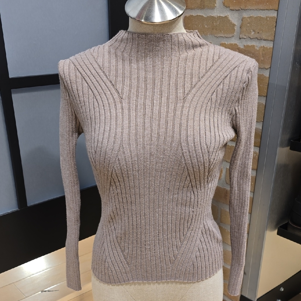 red by BKE Sweater S